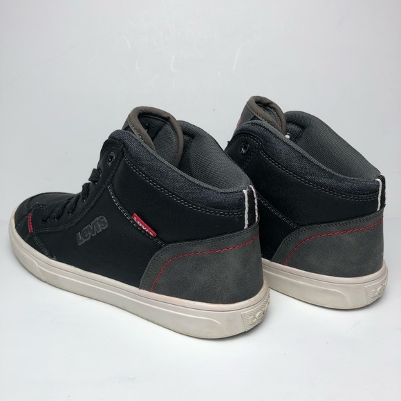 Levi’s Athletic Sneakers - Picture 4 of 7